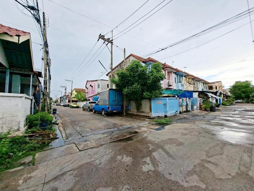 ขายบ้าน 2 ชั้น หมู่บ้านกฤษณา ติดกับโรงเรียนวิภารัตน์ 3