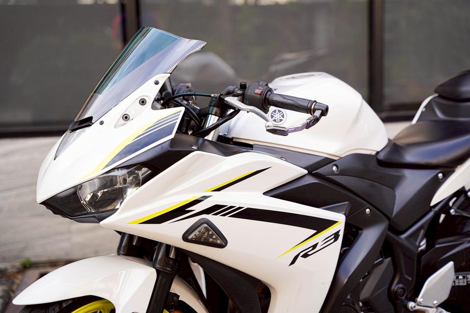 Yamaha R3