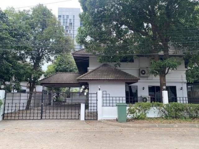BH4320 ให้เช่าบ้านเดี่ยวโฮมออฟฟิศ เลียบด่วน เอกมัย รามอินทรา ใกล้ถนนประชาอุทิศ 8