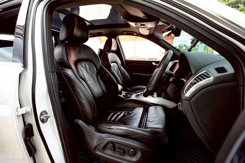 AUDI Q5 2.0T FSI Quattro Top ซันรูฟ 2010 พร้อมของแต่งหลักแสน คุ้มมากๆ 13