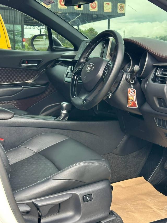 #TOYOTA #CHR 1.8 MID ปี 2019 🚘✨ รถสวย ดูแลดี ประวัติการดูแลครบ ✨📌 ไมล์ 150,000 กม.🔋 แบตเตอรี่ไฮบริด รับประกัน 10 ปี ไม่จำกัดระยะทาง รูปที่ 10