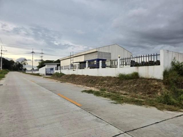 ขายโรงงานผังม่วงชลบุรี บนเนื้อที่ 3ไร่ ศรีราชา ชลบุรี พื้นที่ สีม่วงลาย พื้นที่ใช้สอย 1100 ตรม. 8