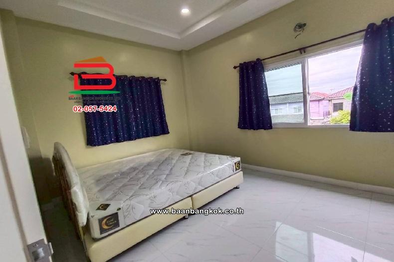 ทาวน์เฮาส์ การเคหะฉลองกรุง เนื้อที่ 22.6 ตร.ว ซอยสังฆประชา แขวงหนองจอก เขตหนองจอก กรุงเทพมหานคร 11