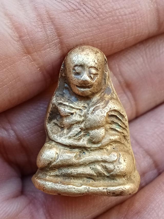 รูปหล่อหลวงพ่อเงิน พิมพ์ขี้ตา