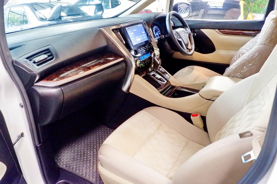 Toyota vellfire 2.5 hybrid X ปี 2021 ไมล์ 86,000 km 13