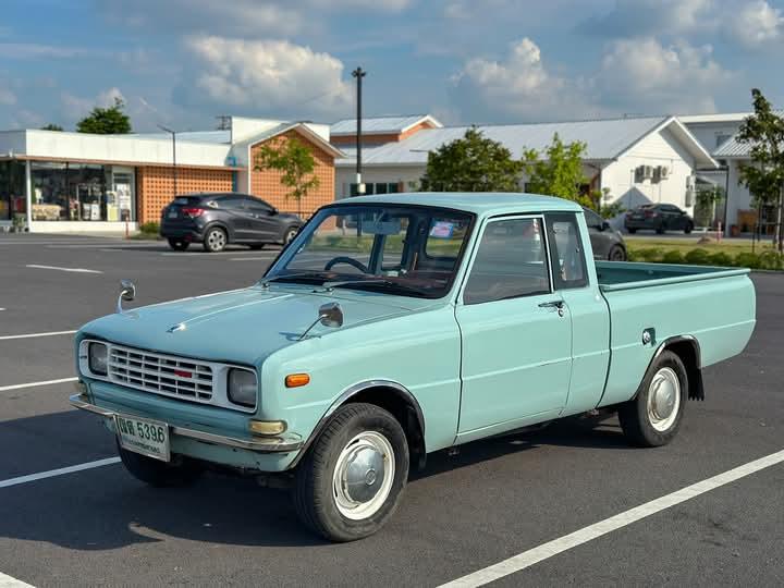 Mazda Familia รุ่น 1300 1