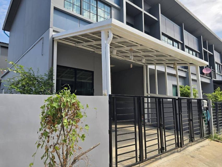 จ้าของขายเอง ขายด่วน ทาวน์โฮม 2 ชั้นหลังมุม สิริเพลสรังสิต 5