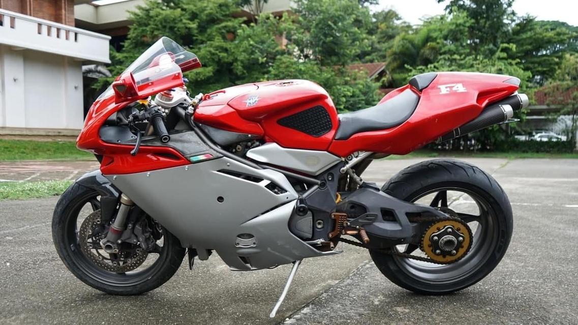 ส่งต่อ MV Agusta F4 โฉมปี 2000 2