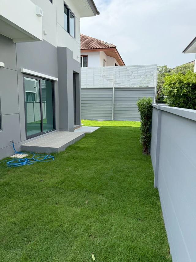 U1411 ให้เช่าบ้านเดี่ยว 2 ชั้น หมู่บ้านเซนโทร วิภาวดี โครงการ Centro vibhavadee ใกล้โรงเรียนนานาชาติฮาโรลด์ วิภาวดี บ้านใหม่ บ้านพร้อมเฟอร์ครบ ทำเลดีเ 4