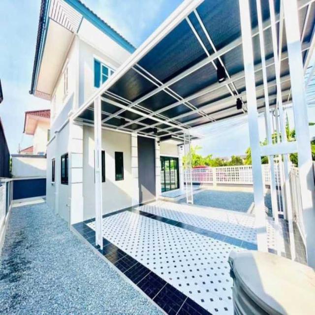 รูป ขาย บ้านเดี่ยว ปิยวรารมย์ 4 300 ตรม. 50 ตร.วา ใกล้เซ็นทรัลเวสต์เกต และ รถไฟฟ้าสถานีคลองบางไผ่ ปรับปรุงใหม่ 4