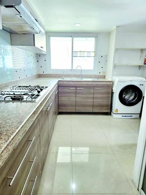 ทำเลหายาก เฟอร์นิเจอร์จัดเต็ม 2-3 ห้องนอน 3 ห้องน้ำ ใกล้ MRT สัมมากร เพียง 200 ม. บ้านเดี่ยว 2 ชั้น หัวมุม รามคำแหง 110- 4