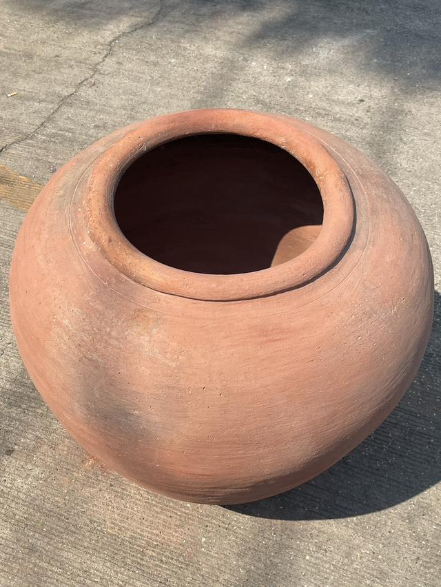 โอ่งแดง อยุธยา โอ่งดินเผาโบราณ ใบใหญ่ ขนาด65ซม ตุ่มแดง โอ่งโบราณ รูปที่ 2