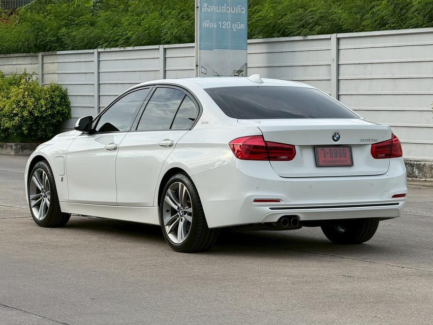 รหัสรถ PBG9999 BMW 330e Plug-in Hybrid ปี 2017 รูปย่อยที่ 4