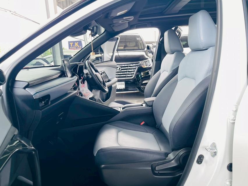 Toyota Yaris Cross HEV Premium Luxury ปี24 แท้ วิ่ง8พันโลแท้ รูปที่ 14