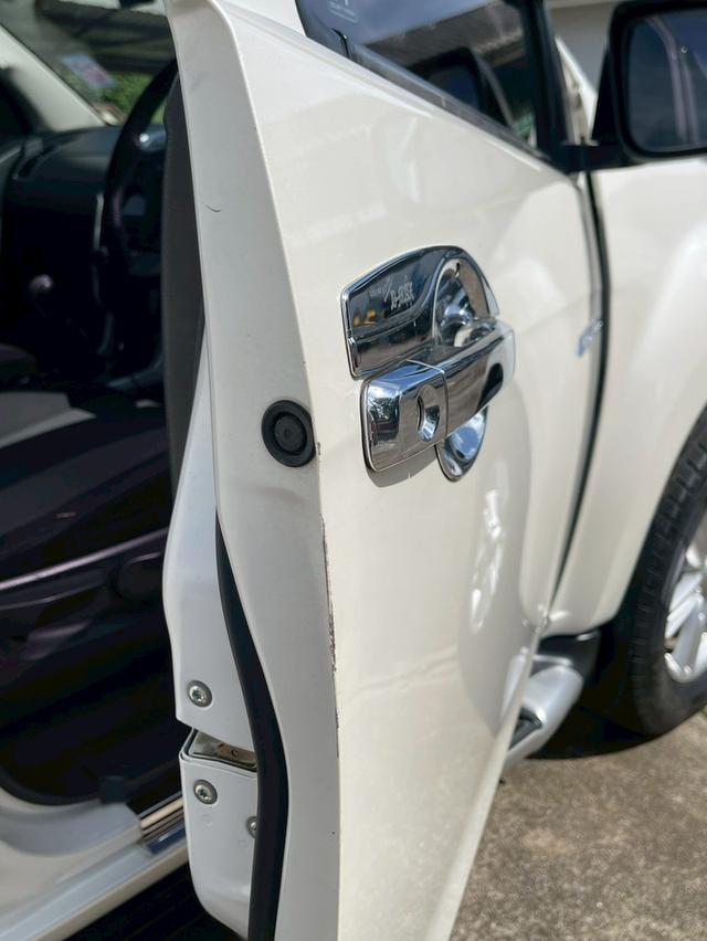 ISUZU D-Max Hi-Lander 1.9  รุ่น Z ปี 2018 4 ประตู ยกสูง ขาวไข่มุก 19