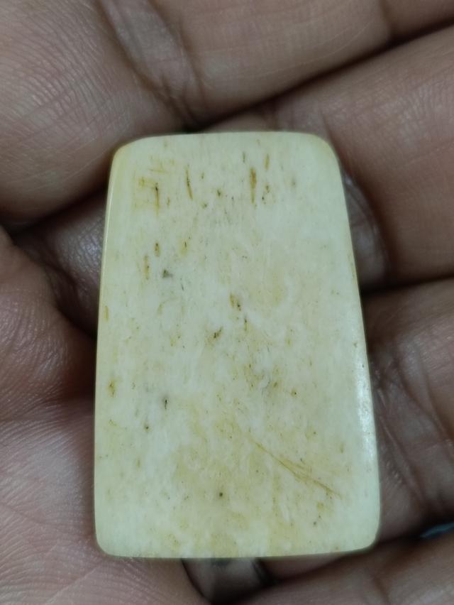 พระปิดตาแกะจากงาช้าง 2