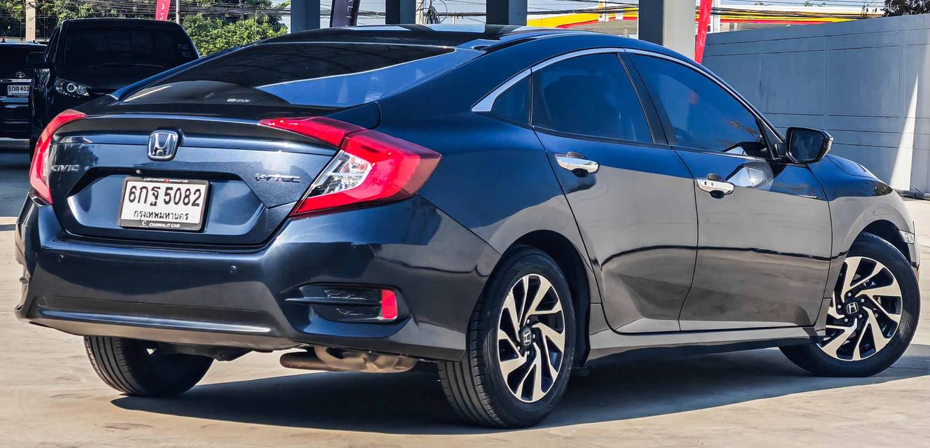 ขาย HONDA CIVIC 1.8 EL โฉม FC ปี 2017 เลขไมล์ 160,000 กม. 6