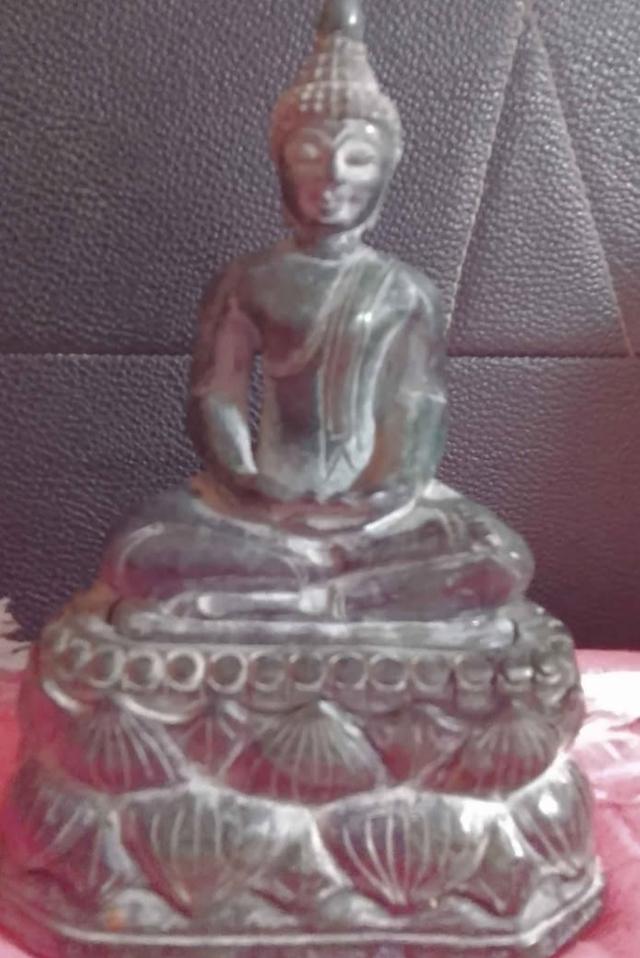 พระหยกเขียวปางสมาธิหน้าตัก5นิ้ว