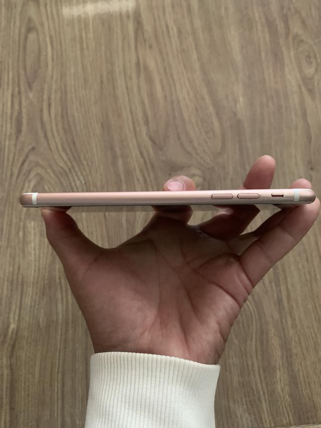 iPhone 7 Plus (256 GB) 9