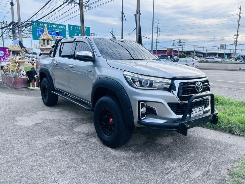 Toyota Revo 2.4 E plus Preruner