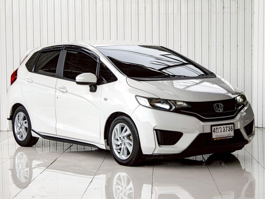 Honda Jazz 1.5 i-VTEC V+ ปี2015 โฉม ปี14-ปัจจุบัน เกียร์ออโต้