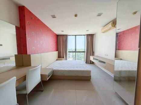 Landmark Residence Condo  9