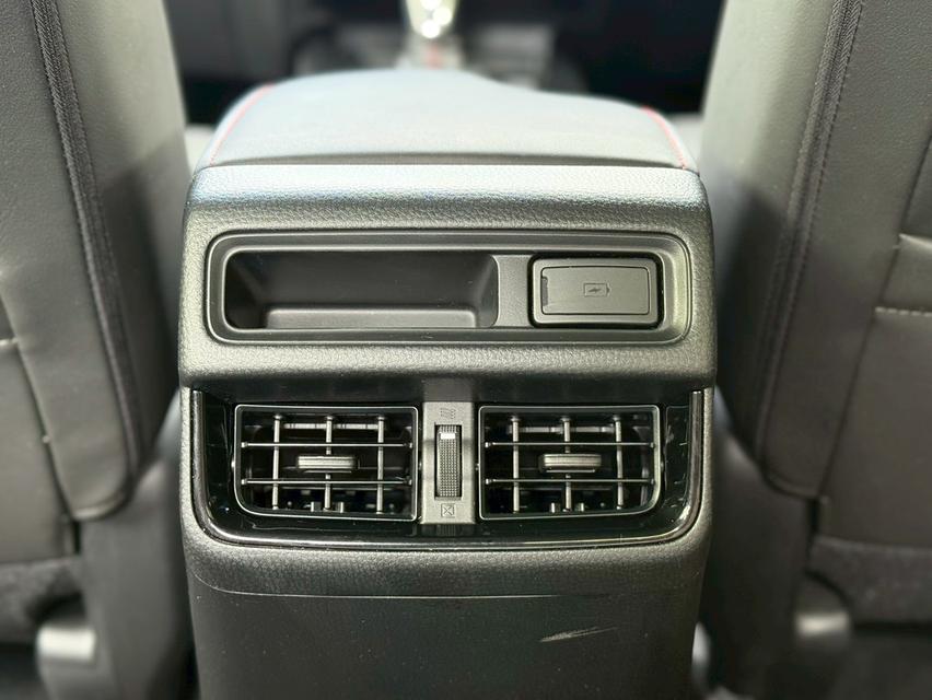 รหัสรถ PJP8084 2024 ISUZU D-MAX 1.9 Z X-Series Hi-Lander AT 15