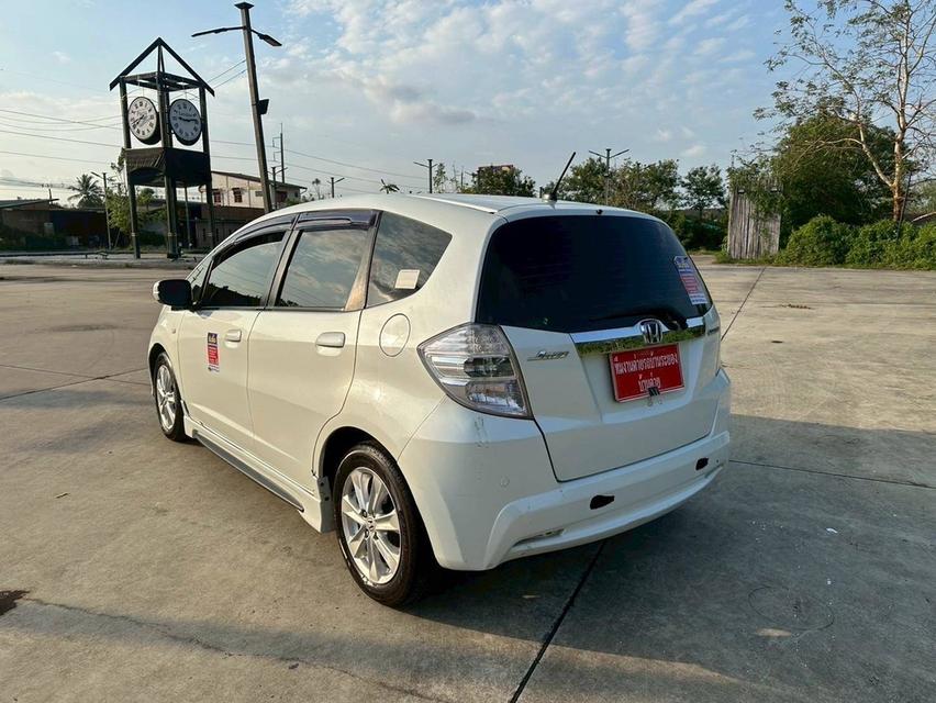 รหัสรถ BK5625 HONDA JAZZ HYBRID 2013