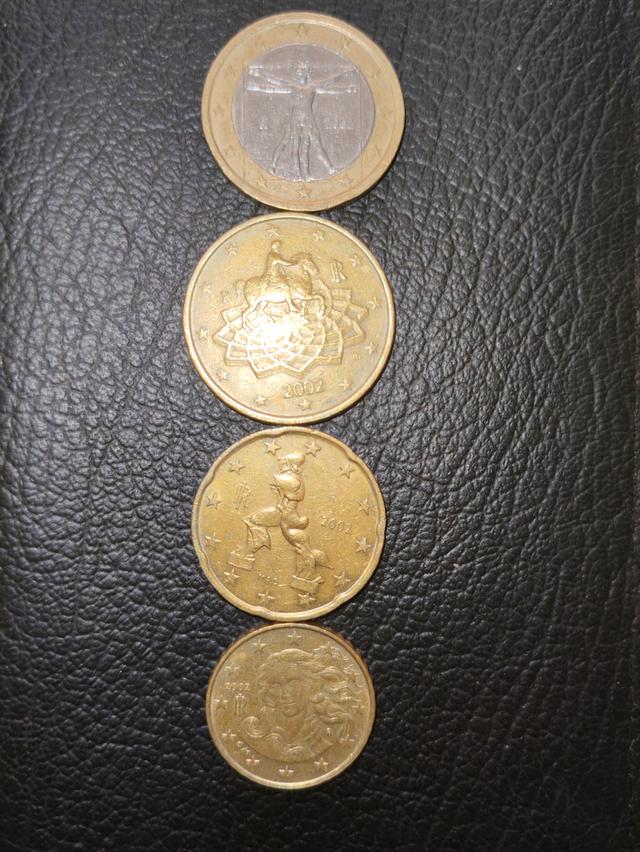 เหรียญ​ Euro อิตาลี ปี2002, 1 ยูโร, 50,20,10เซนต์​ปีเดียวทั้งหมด รูปที่ 1