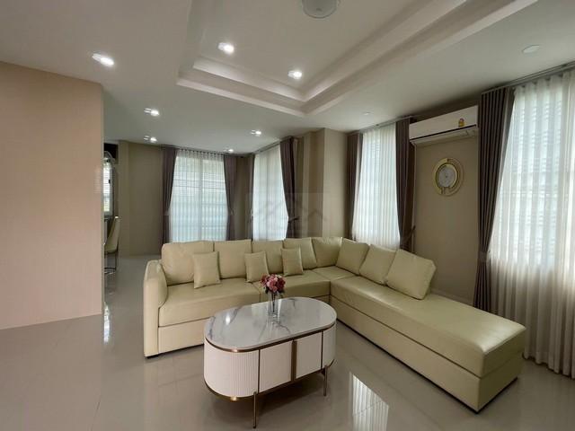 ให้เช่าบ้านหรู 2 ชั้นหลังมุม 400 ตรว. 5 นอน บ้านสวนเนรมิตร ออเงิน-รามอินทรา สระว่ายน้ำส่วนตัว สงบร่มรื่น ใกล้ทางด่วน ใกล 5