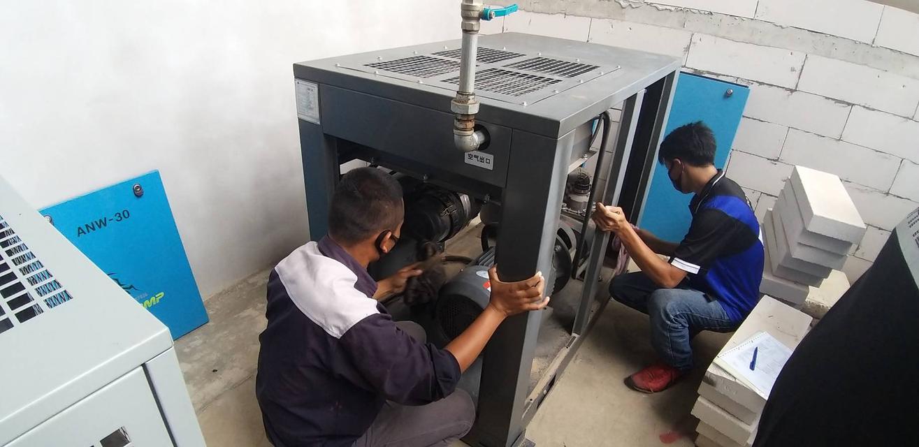 #รับซ่อมแอร์ไดร์เออร์ ซ่อมปั๊มลมสกรู Dryer ทำความเย็นไม่ได้ ซ่อมเครื่องทำลมแห้ง ซ่อมดรายเออร์น้ำยารั่ว ไดร์เออร์ไม่ทำงาน 2