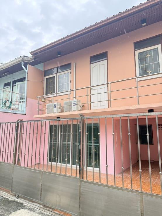ขายและให้เช่า บ้าน ที่ลาดพร้าว 113 ตรงข้ามเดอะมอลล์บางกะปิ 2