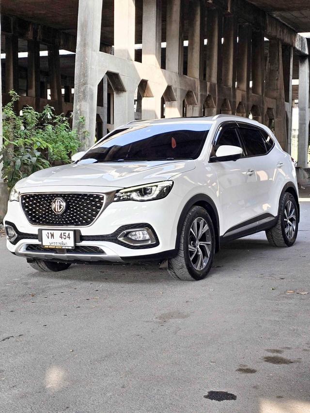 MG HS 1.5 X PHEV ปี 2020  เกียร์ AUTO สีขาว เดิมๆ รถบ้านมือเดียว เครื่องยนต์เบนซิน + ไฟฟ้า ไมล์แท้เพียง 138,847 km.