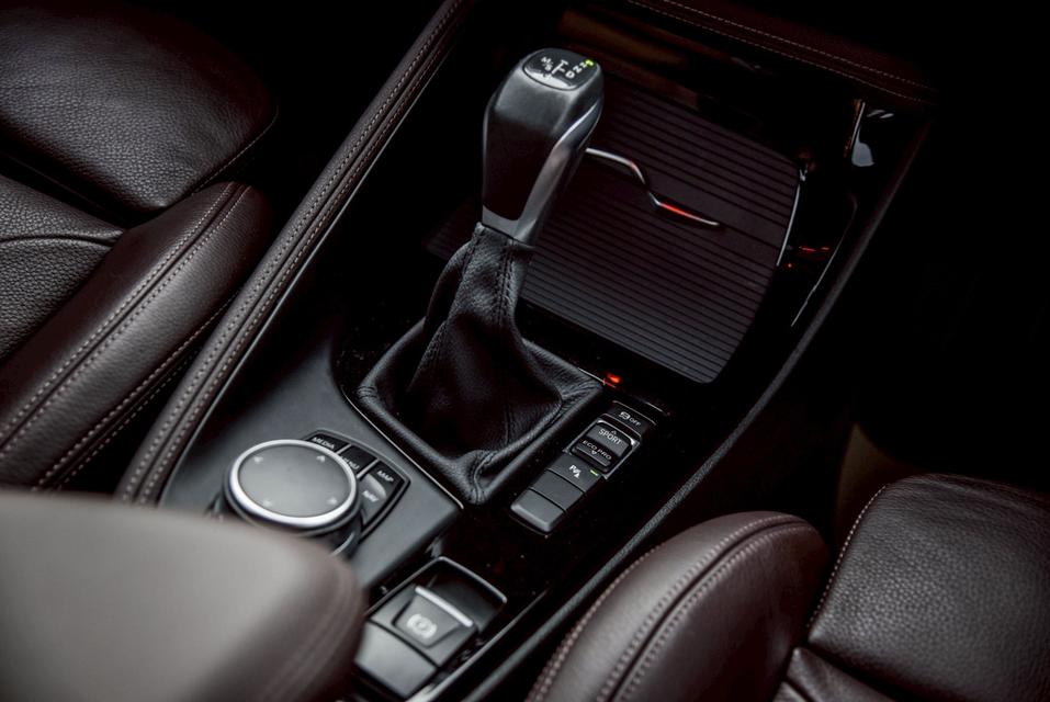 รหัสรถ CBL8617 BMW X1 sDrive20d 2.0 M-Sport AT 2018 16