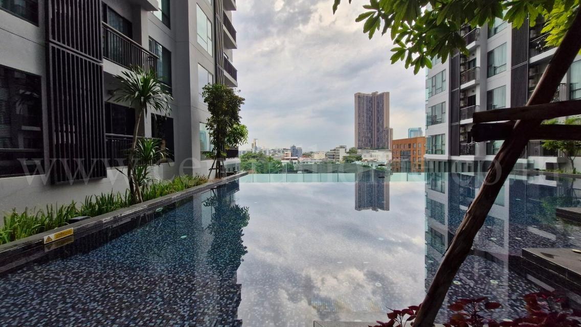 คอนโด ริทึ่ม สุขุมวิท 36-38 เฟอร์ครบ พร้อมอยู่ ใกล้ BTS ทองหล่อ 13