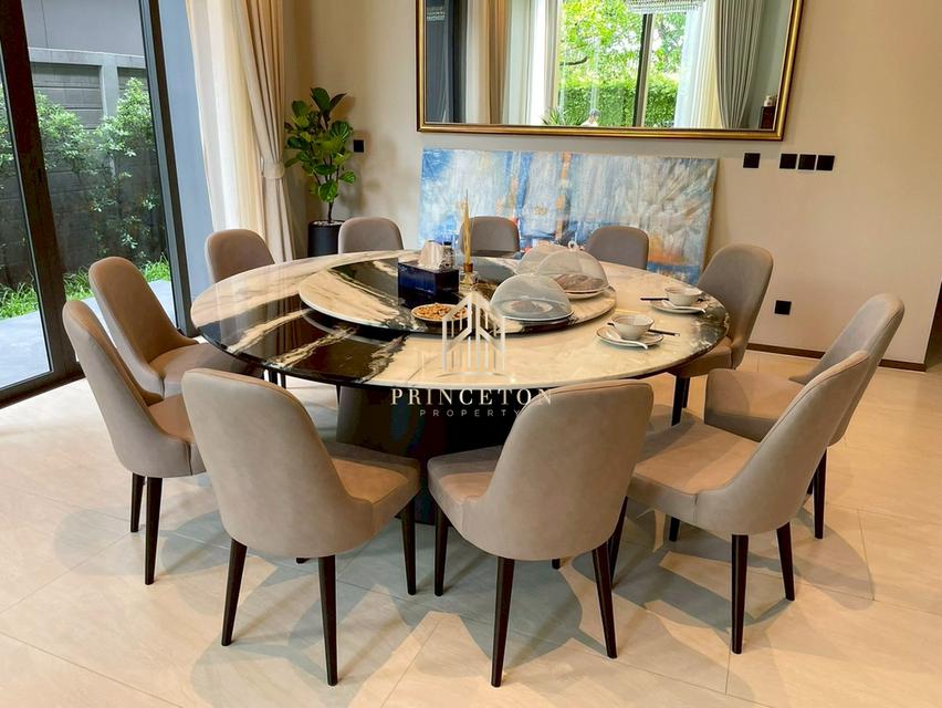 ขายหรือให้เช่าบ้านหรูระดับ SUPER LUXURY ศิรนินทร์ เรสซิเดนเซส ซอยพัฒนาการ 32  6