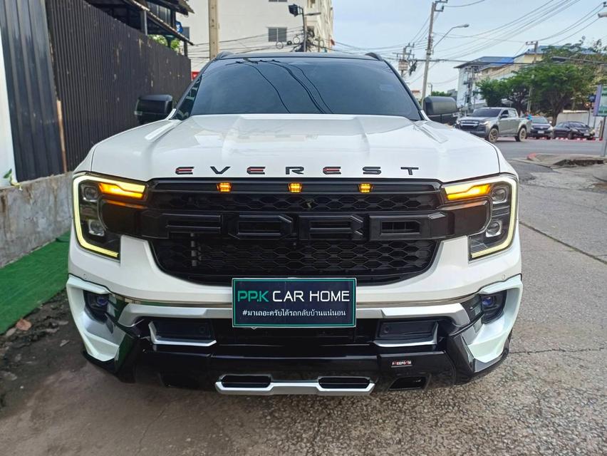 ปี2023 FORD EVEREST TITATIUM AUTO TOP ขับ 4 หล่อเกินบรรยาย ชุดแต่งสุดหรูรอบคัน