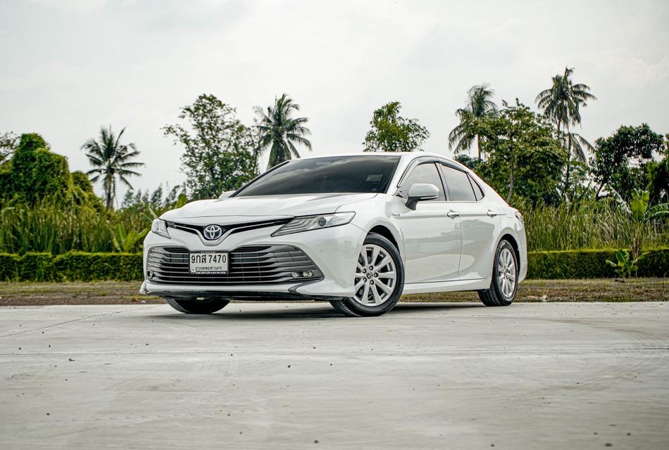 (แจ้งรหัสรถ CBL7470) Toyota CAMRY 2.5 Hybrid Premium AT 2020  ( 9กส  7470 )