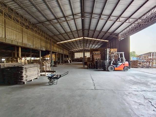 ขายโกดังโรงงานบ่อทองชลบุรี ขายที่ดินพร้อมสิ่งปลูกสร้างบ่อทอง บนเนื้อที่ 4-2-73 ไร่ พื้นที่สีเหลืองอ่อนเขต EEC 2