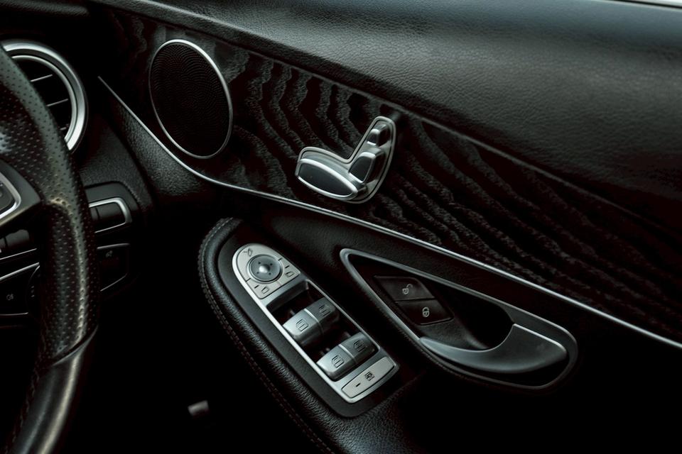 รหัสรถ CBL6386 Mercedes-Benz C350e Avantgarde W205 AT 2018 รูปที่ 8