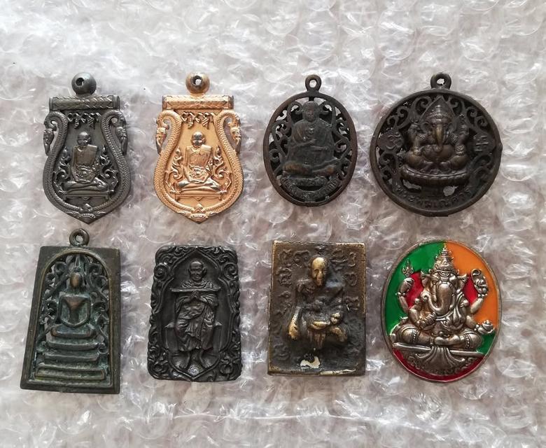 เหรียญฉลุหลวงปู่เอี่ยม ขรัวโต พระพิฆเนศ หลวงพ่อพรหม หลวงพ่อจง หลวงพ่อคล้อย