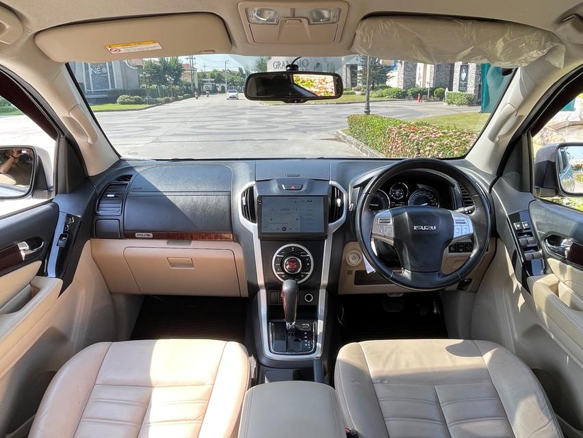 ISUZU MU-X 3.0 DA DVD 2WD ปี 2017 (รุ่นท็อป โฉม 60 ปี) 7