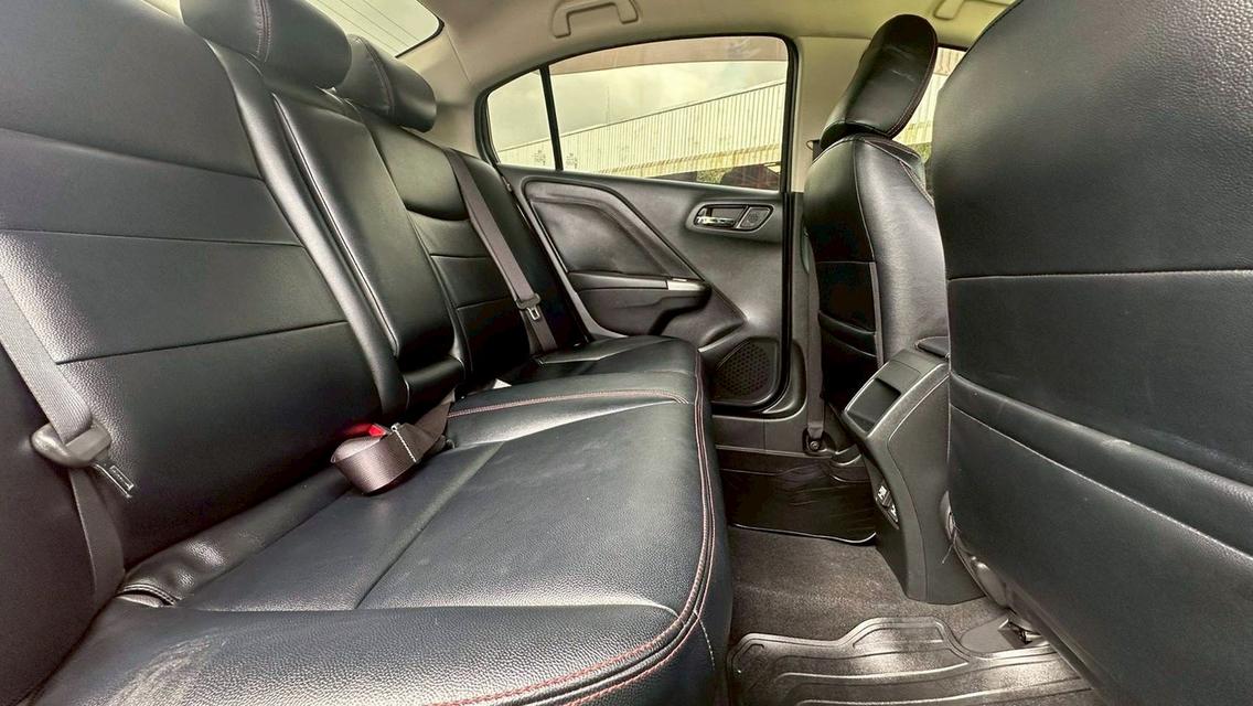 HONDA CITY 1.5 SV A/T 2016 9