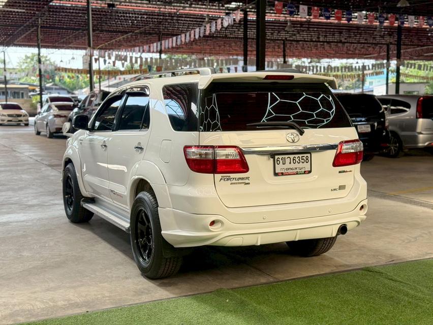 TOYOTA FORTUNER 3.0 TRD Sportivo II 4WD ปี2010 4