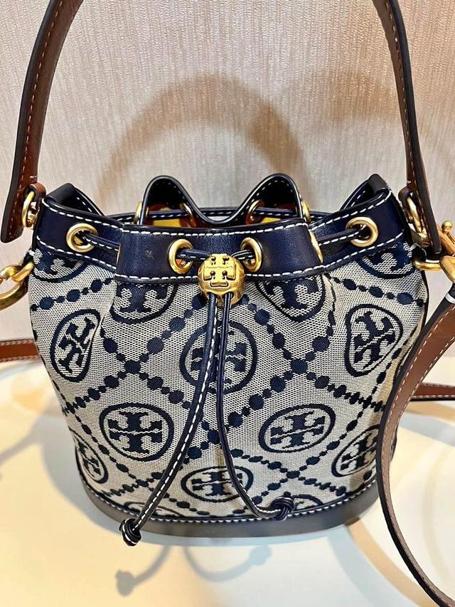 กระเป๋า Tory Burch มือสอง 1