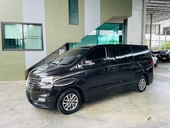 รีบขาย HYUNDAI H-1