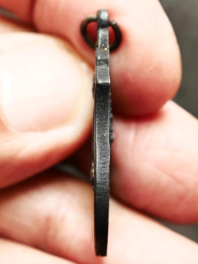 เหรียญทรงผนวช รัชกาลที่ 9 ปี 2517....เก่า เดิมๆ 7