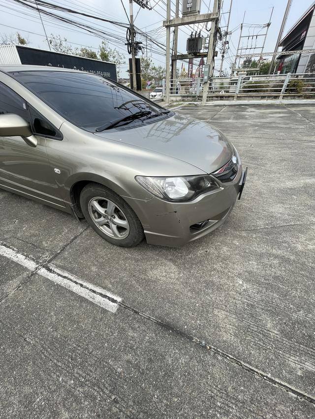 รถhonda civic FD 2010 เกียร์Auto สีบรอนด์ทอง รถบ้านมือแรก ไม่ติดแก๊ส ไม่ชนหนัก ไม่น้ำท่วม แต่มีรอยครูดกันชนหน้าหลัง และรอยบุบประตูข้างหลังคนขับ มีปร รูปที่ 6