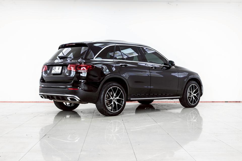 รหัสรถ 4A740 GLC300e 2.0 AMG DYNAMIC W253 2022 3
