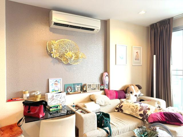 Rhythm Sathorn Condominium 11